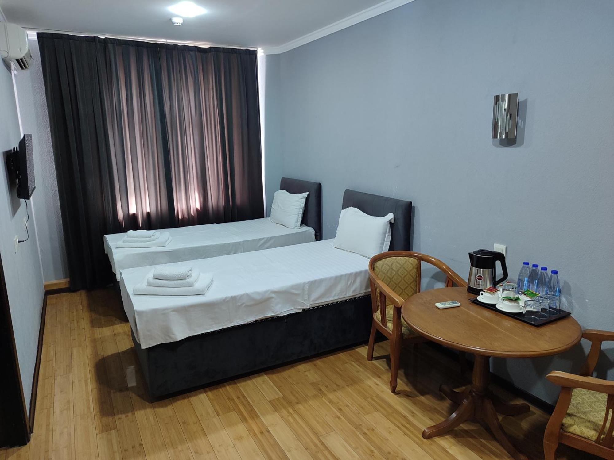 Grand Avenue Hotel Tashkent Exterior foto