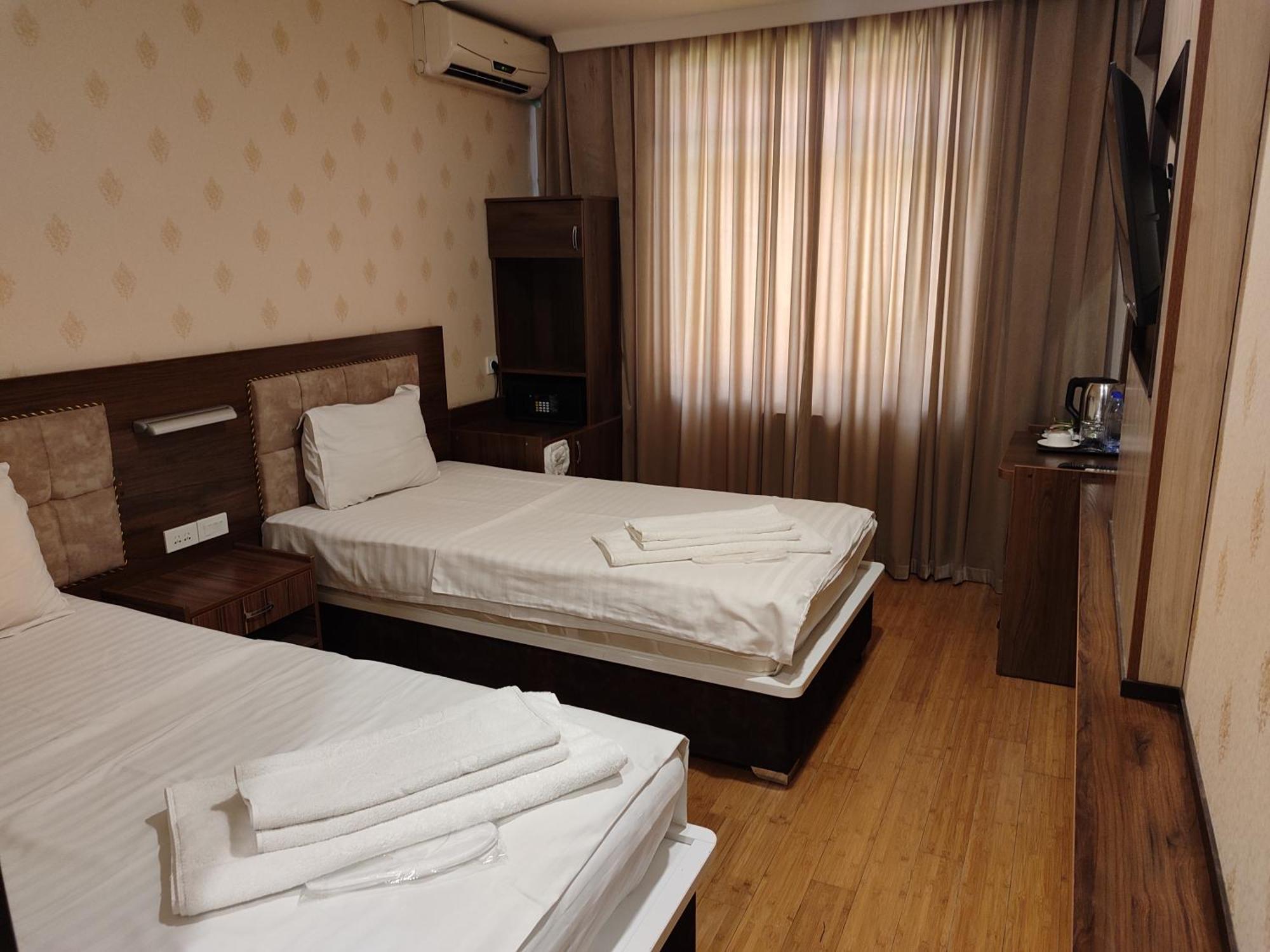 Grand Avenue Hotel Tashkent Exterior foto